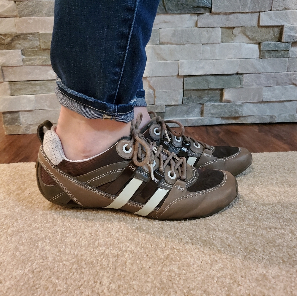 Tsubo • Millay Leather Sneaker - Picture 2 of 13